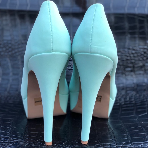 {Qupid} 🍭Penelope Pin Up Style Tiffany Blue Heels - Picture 2 of 6